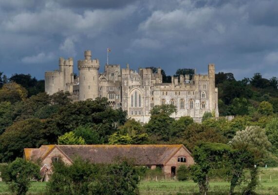 London Chapter Visit to Arundel Castle, 14th October