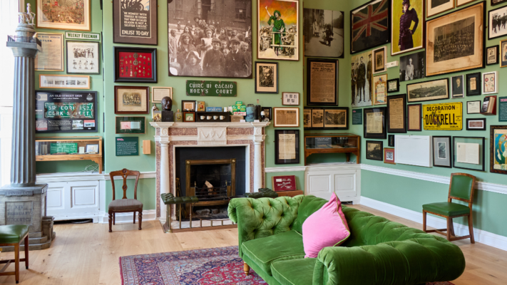 Tour of Little Museum of Dublin