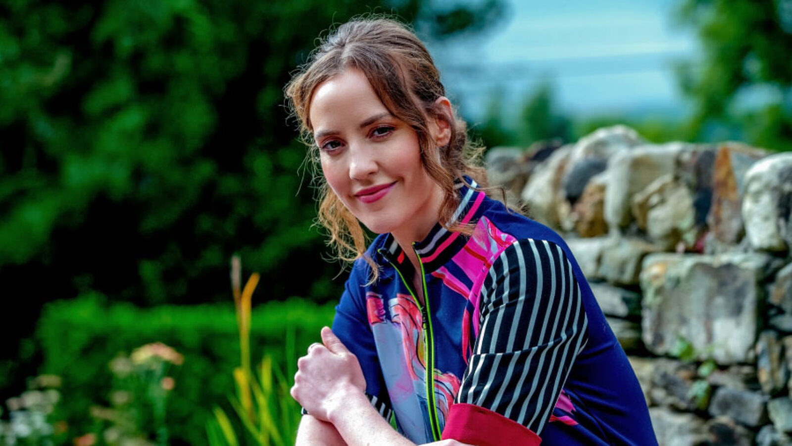 Louise O Neill Profile